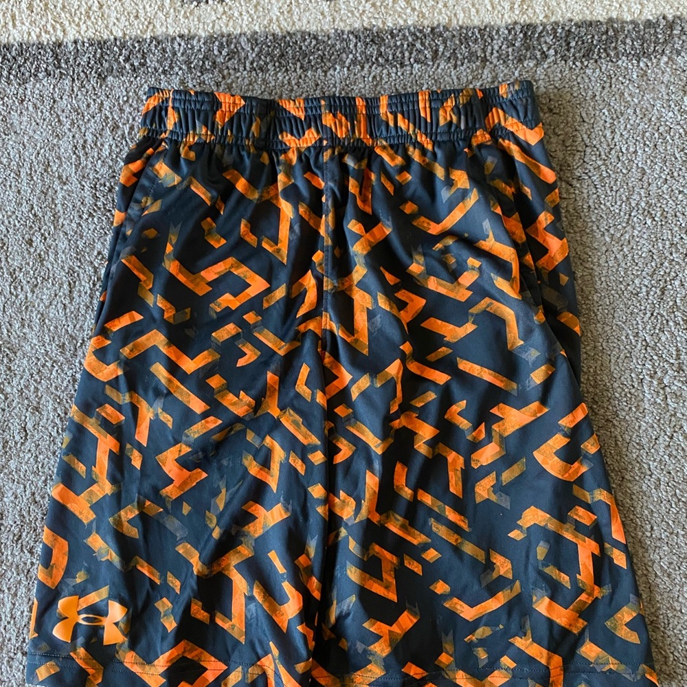 Under Armour Boys shorts